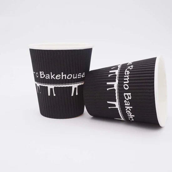 Heißer Verkauf, wasserdichte, individuell bedruckte, gewellte Kraft-isolierte Einweg-Kaffeetassenhülle aus Papier mit Logo